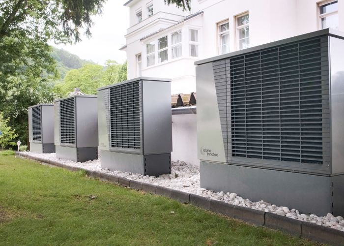 Daikin Altherma 3 R 8 kW s nádrží 180 l
